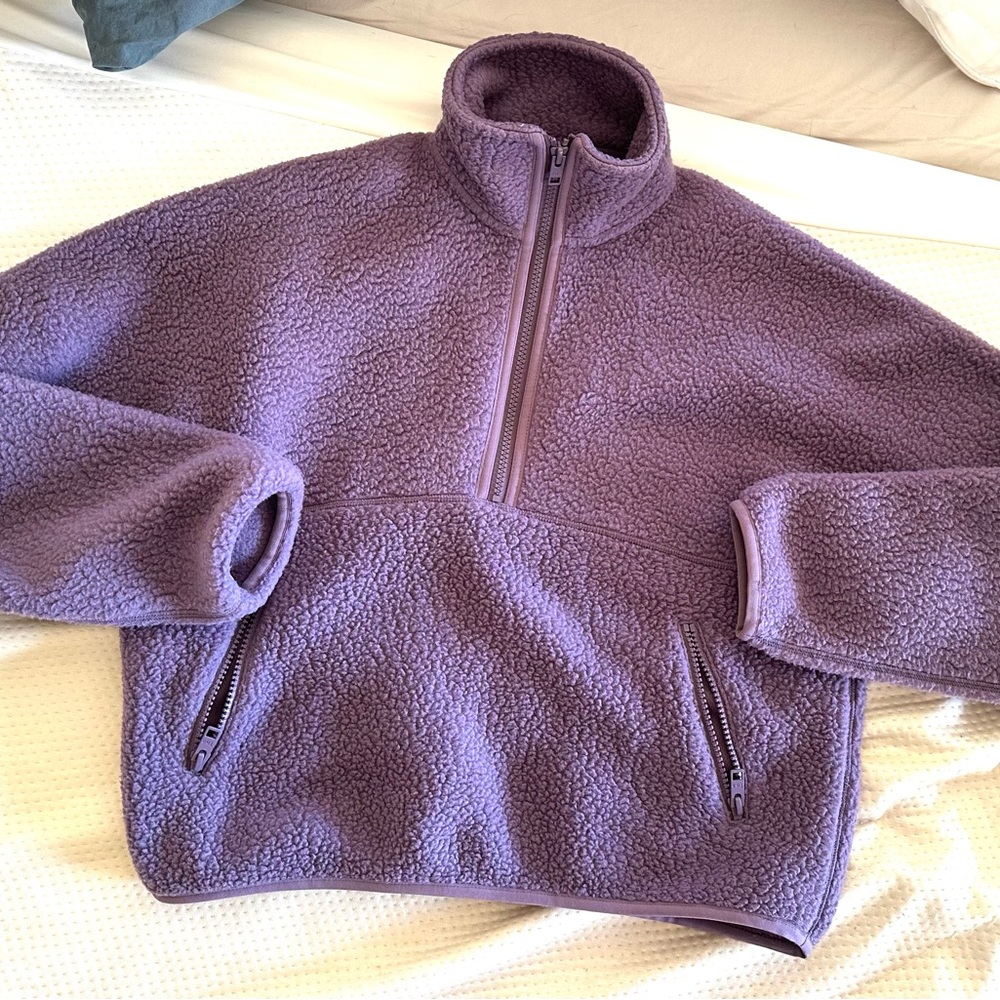 Aritzia 1/4 zip purple fleece with pockets